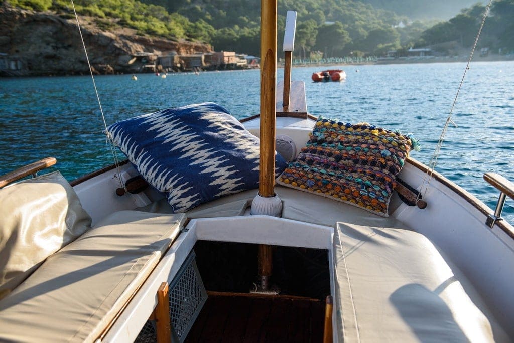 Rent a llaut Ibiza